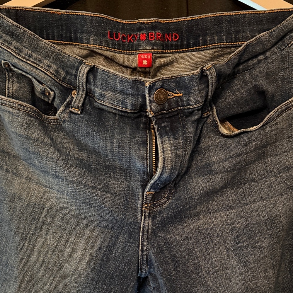 Lucky Brand Women’s Dark Blue Relaxed Jeans